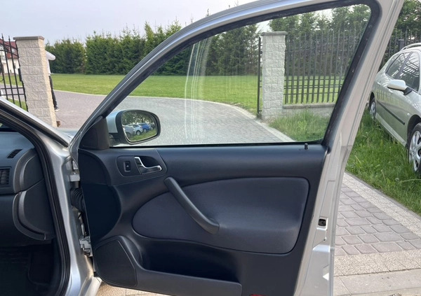 Skoda Octavia cena 14900 przebieg: 230000, rok produkcji 2009 z Śrem małe 742